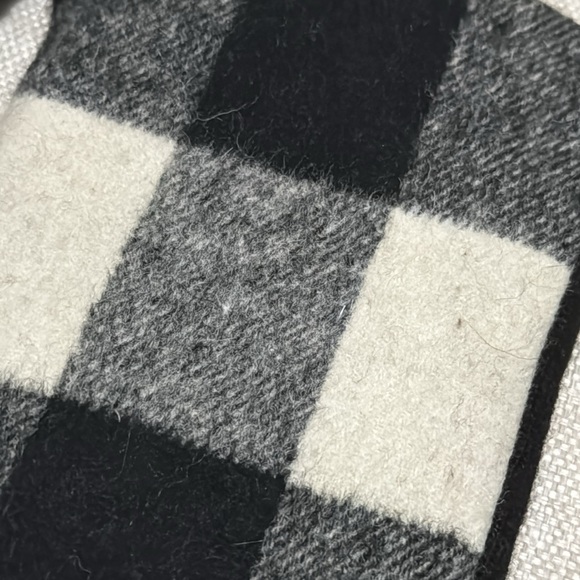 Bass & Co brand Wool Gloves-Classic Buffalo Plaid in Black & White-Sz S-EUC - Picture 6 of 11
